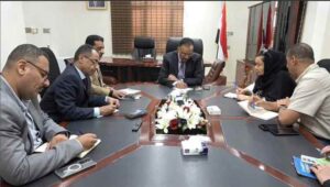 اخبار عدن – الجمارك ومكتب الأمم المتحدة لخدمات المشاريع (UNOPS) يبحثان الترتيبات النهائية