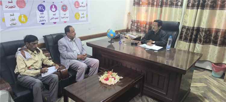 اخبار عدن – مدير عام الوحدة التنفيذية للتغذية المدرسية بوزارة التربية والمنظومة التعليمية يزور إدارة