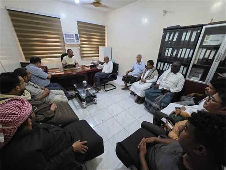 اخبار وردت الآن – مكتب السياحة بساحل حضرموت يعقد اجتماعاً موسعاً لملاك ومدراء الفنادق لبحث
