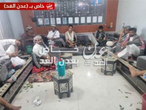 مشايخ وشخصيات اجتماعية في أحور يدينون مقتل مواطن حضرمي ويدعاون بسرعة ضبط الجناة